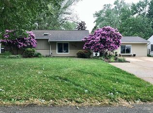 1896 Green Rd, Madison, OH 44057