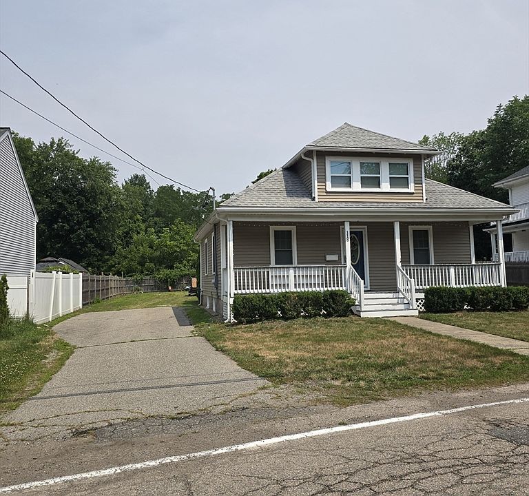 1st image of 118 Edson St