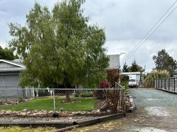 955 Elma St, Hickman, CA 95323