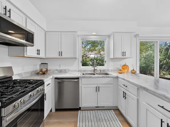 392 Wilmot Ave #1, Twin Lakes, WI 53181