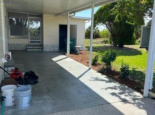 437 Papaya Cir, Barefoot Bay, FL 32976