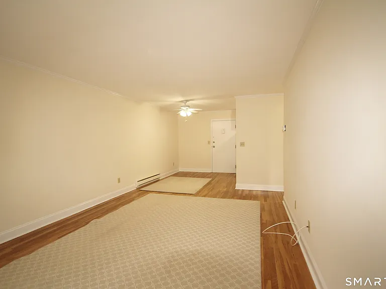 637 Cove Rd #A8 — Photo 5
