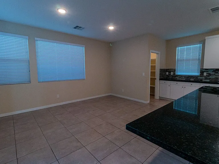 544 Ruby Mesa Ave — Photo 19