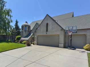 896 Cinnamon Teal Ct, Manteca, CA 95337