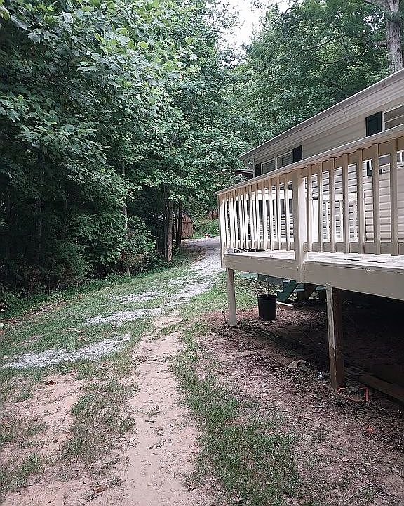 1st image of 138 Windhaven Dr