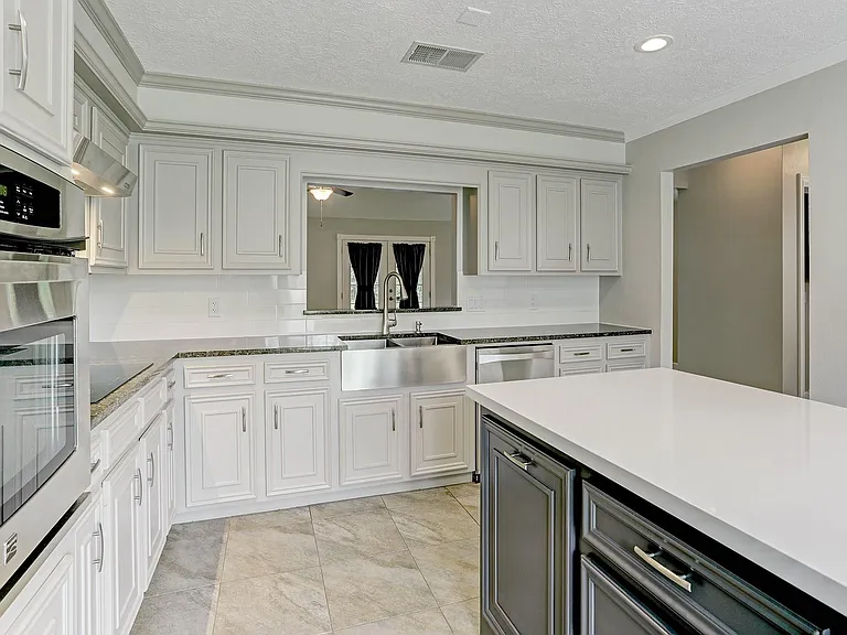 1211 Diablo Dr — Photo 7