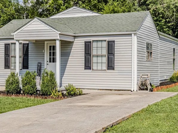 213 Gliden St, Athens, TN 37303