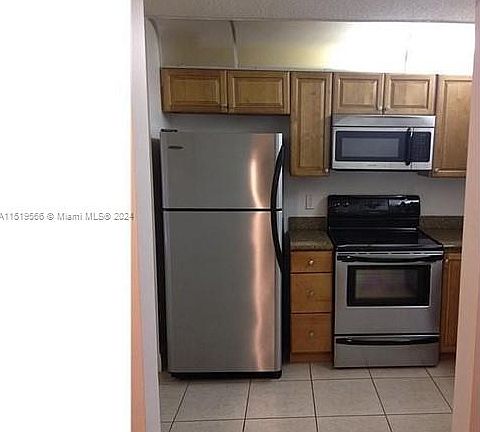 4th image of 1256 S Military Trl APT 912