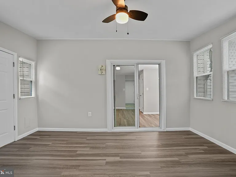 10506 Lime Tree Way — Photo 20