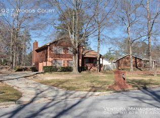 1927 Woods Ct, Riverdale, GA 30296