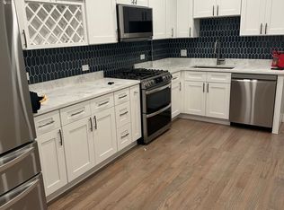 2924 W Fletcher St APT 3, Chicago, IL 60618