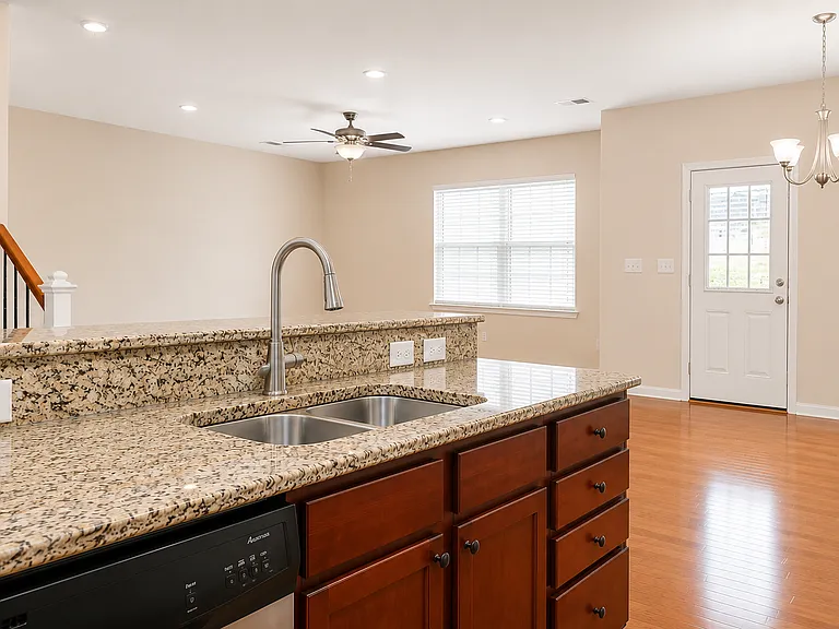 11 Tugaloo Dr — Photo 6