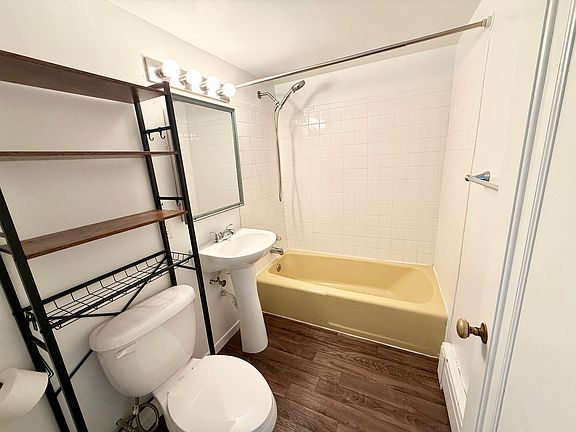 3rd image of 6331 104th St #6329