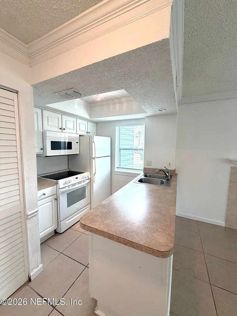 100 Fairway Park Blvd Unit 1411 — Photo 3