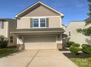 10746 Derryrush Dr, Charlotte, NC 28213