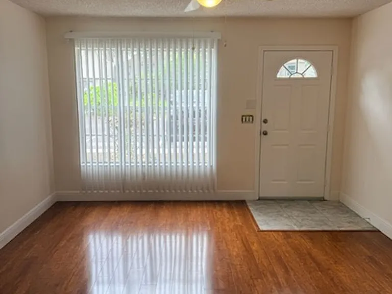 2237 Fletchers Point Cir — Photo 3
