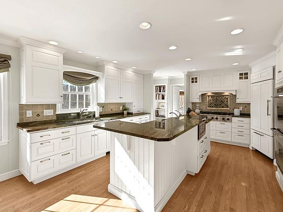 4th image of 2305 West County Line ROAD