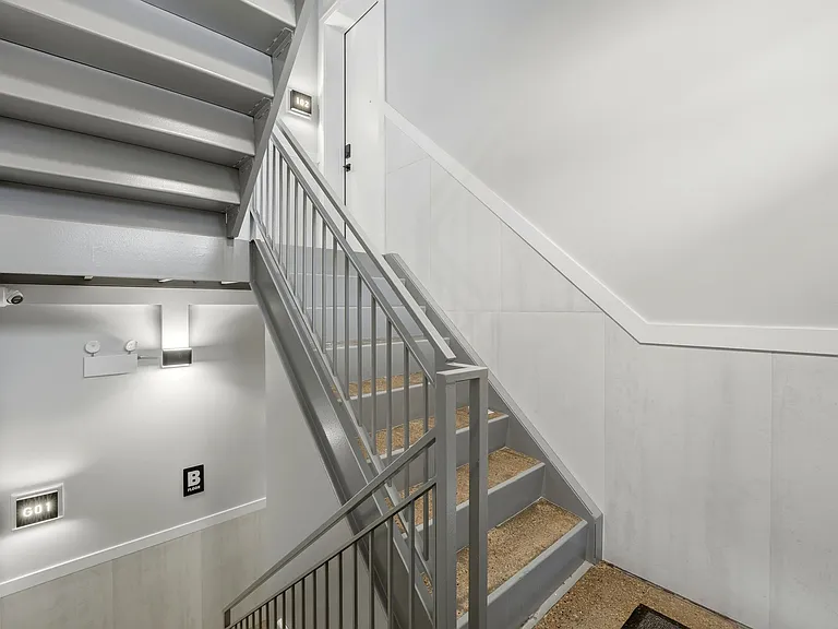 2355 W Flournoy St #102 — Photo 15