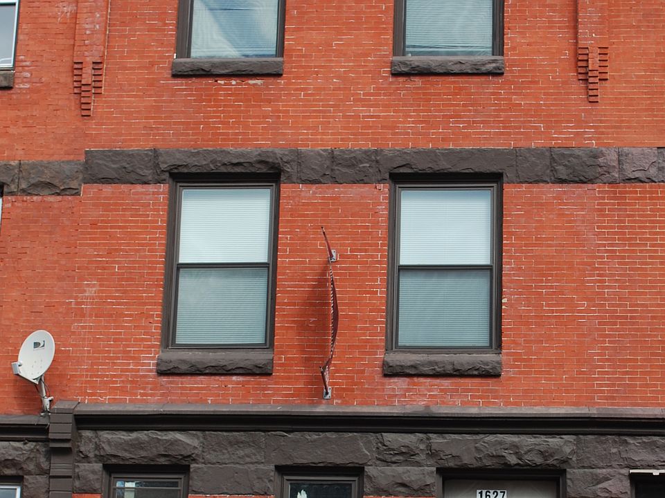 1st image of 1627 W Diamond St #1
