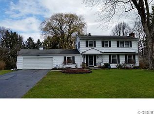 78 Alberta Dr, Penfield, NY 14526