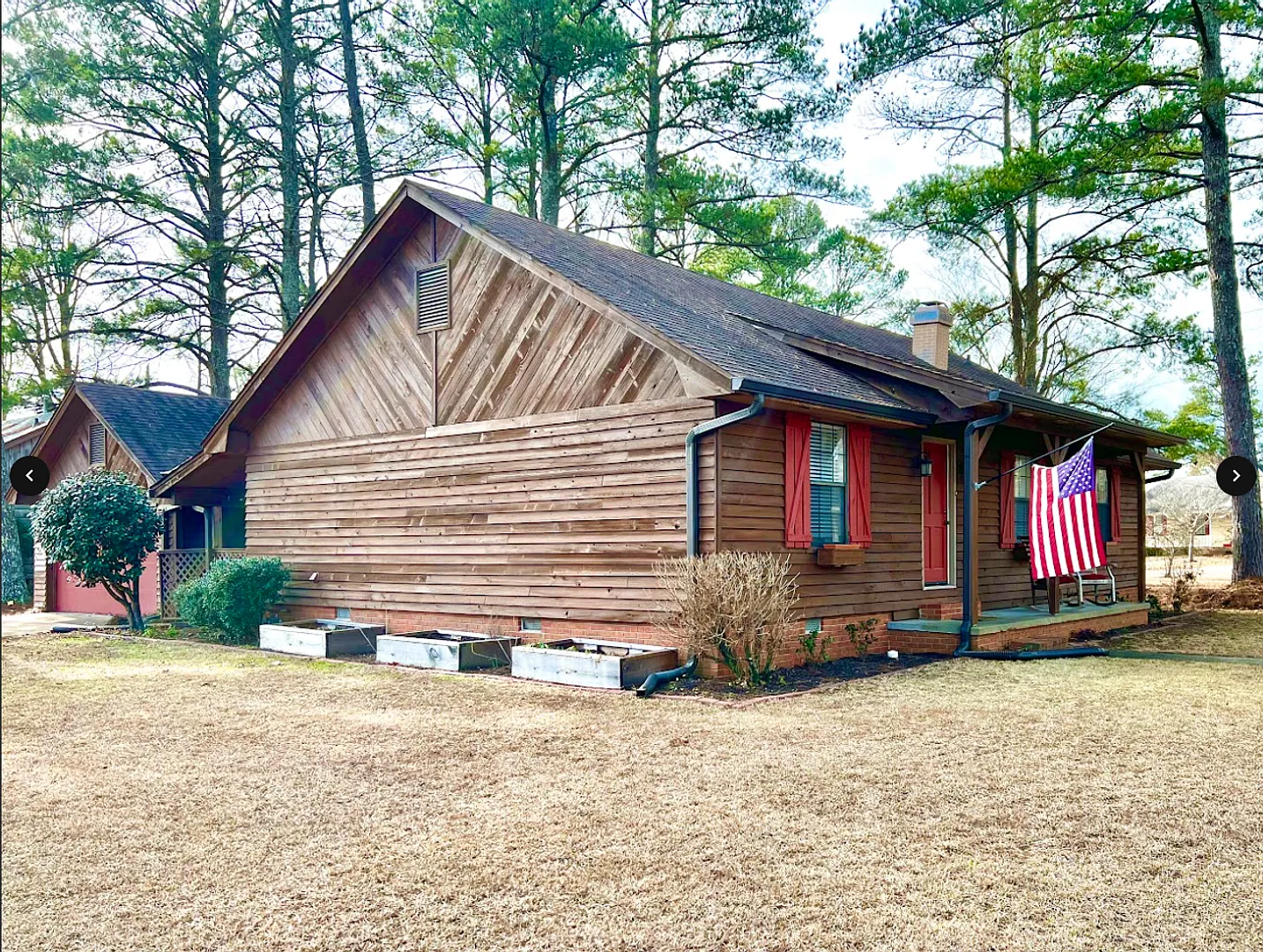 Comfortable Columbus Home with Fenced Backyard — Photo 4