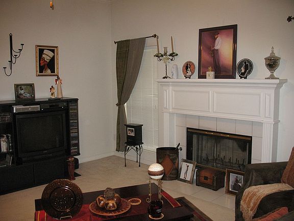 Living Room with Firelace