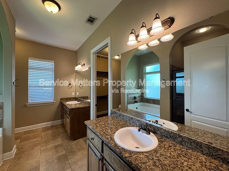 5402 New Abbey Ln — Photo 16