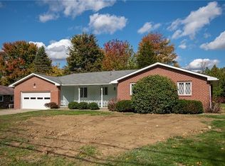 3475 Lamor Rd, Hermitage, PA 16148