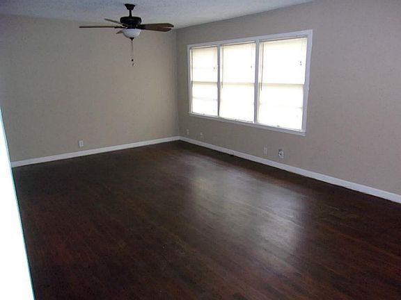 5th image of 5009 Post Oak Ln