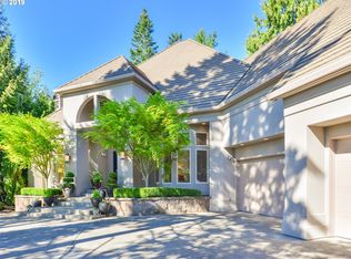 6101 SW Sheridan St, Portland, OR 97225