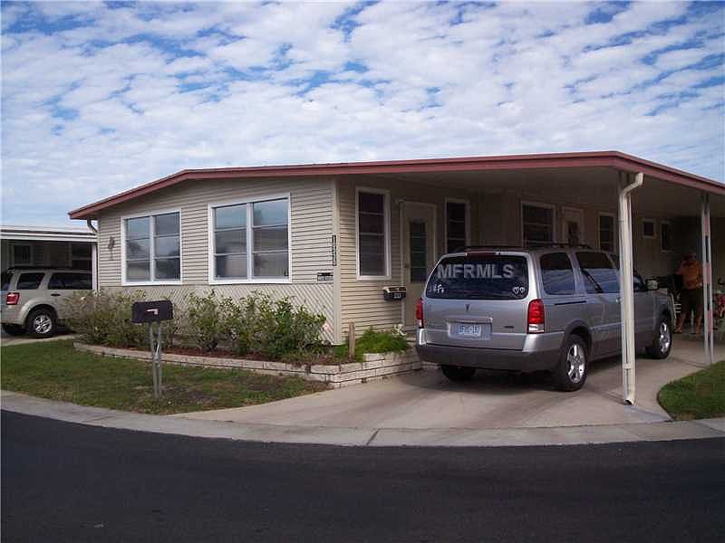 1st image of 10335 S Lake Dr