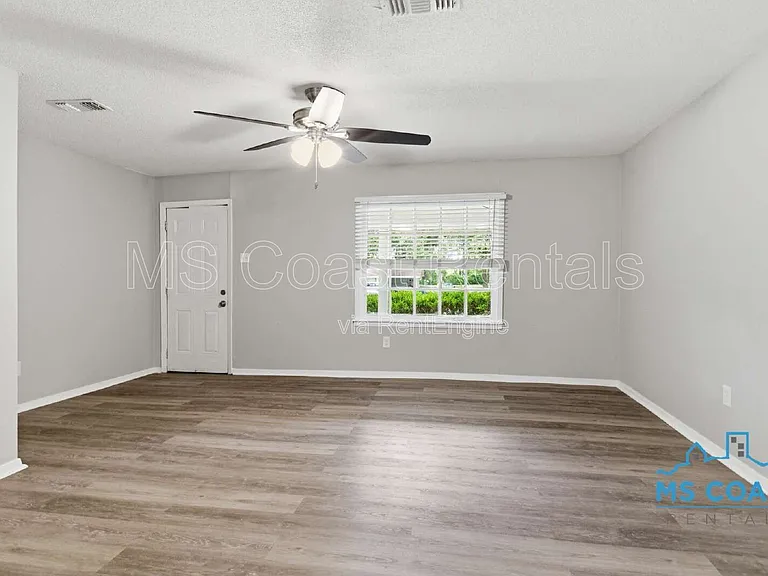 12237 Vada Dr — Photo 4