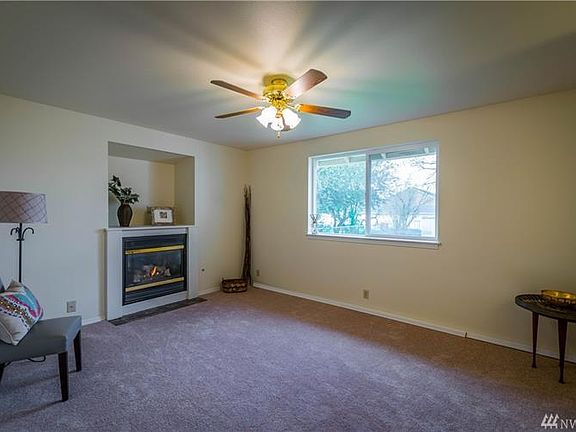 3rd image of 4308 S Puget Sound Ave
