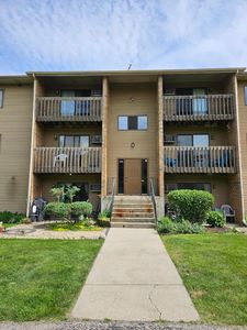 645 Virginia Rd APT 323, Crystal Lake, IL, 60014
