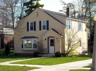 620 Valley Rd, Kohler, WI 53044