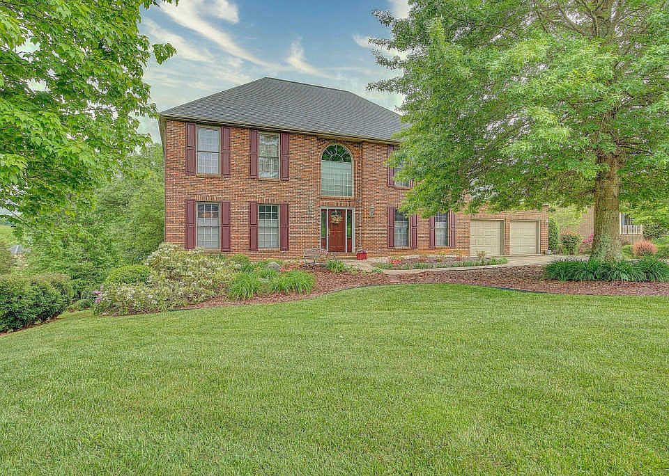 1st image of 3007 Moss Creek Dr