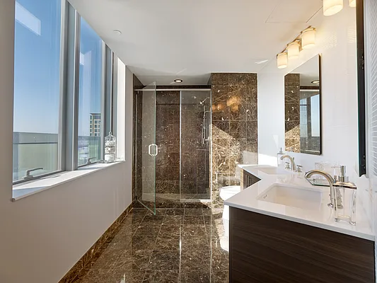 Sold by The Marketing Directors (Arias) | media 3