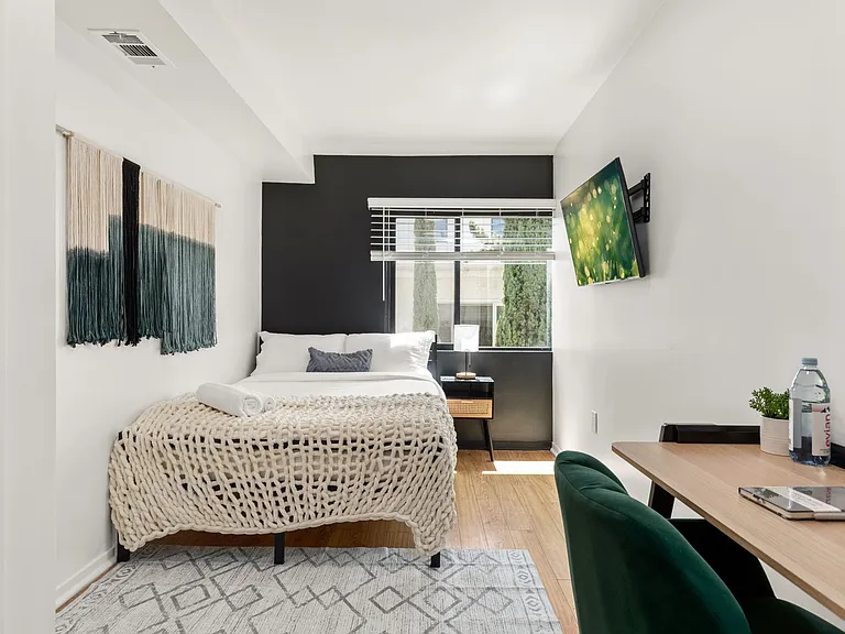 1823 Pelham Ave #7 — Photo 22