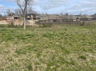 6400 SW Fair View Blvd #26, Bentonville, AR 72713