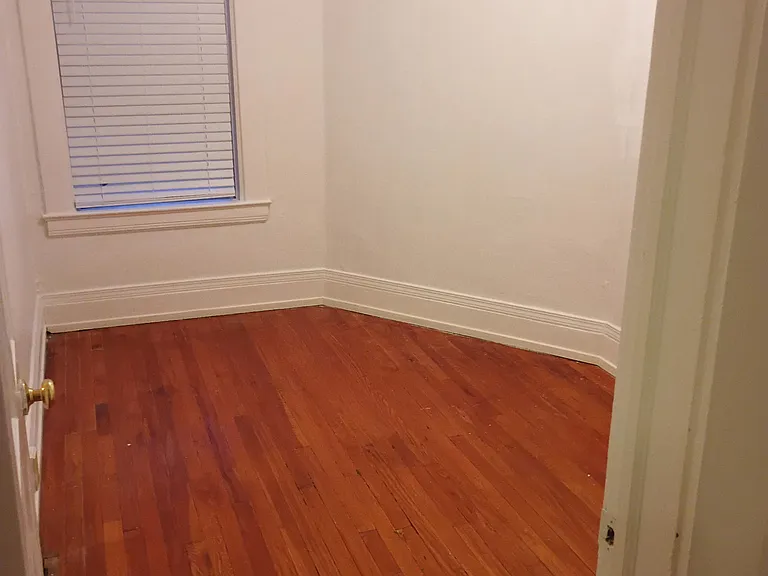 1475 Crawford Rd #4 — Photo 11