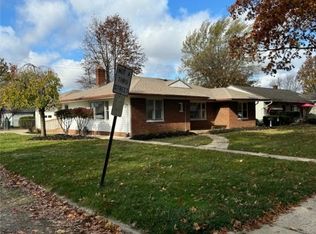 6884 Oakwood Rd, Parma Heights, OH 44130
