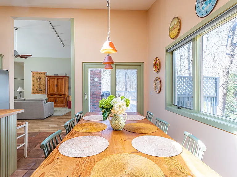 118 Sycamore Dr — Photo 6