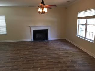 4 Chaintree Dr, Savannah, GA 31419