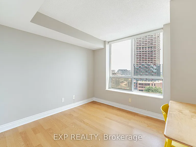 1103 Leslie St #1103 — Photo 16