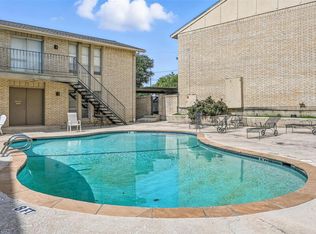 4524 Amesbury Dr #A, Dallas, TX 75206