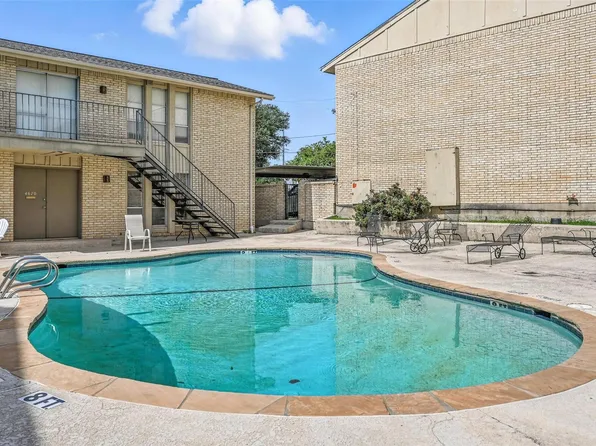 4524 Amesbury Dr #A, Dallas, TX 75206