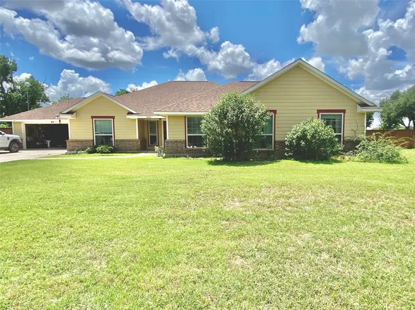 1005 Terrace Dr, Bangs, TX 76823