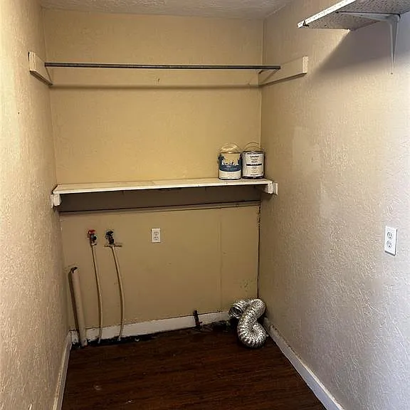 715 W Huber Ave — Photo 11