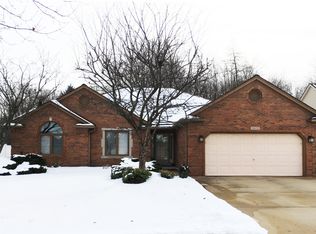 14628 Emerson Dr, Sterling Heights, MI