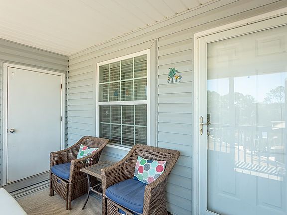 4th image of 695 A4 Mashes Sands Rd #A4